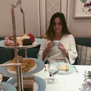 Meet your Posher, Abby